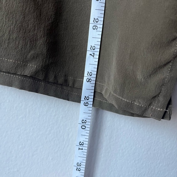 Women's 100% Silk Hand Embroidered Quilted Olive Green Button Down Blouse size L - Picture 12 of 14